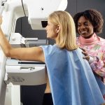 750px-Woman_receives_mammogram_(3)